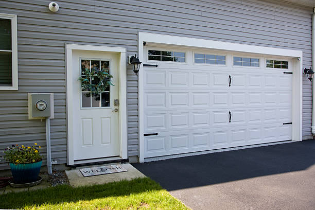 24/7 Emergency Garage Door Panel Replacement experts in Clarion, PA